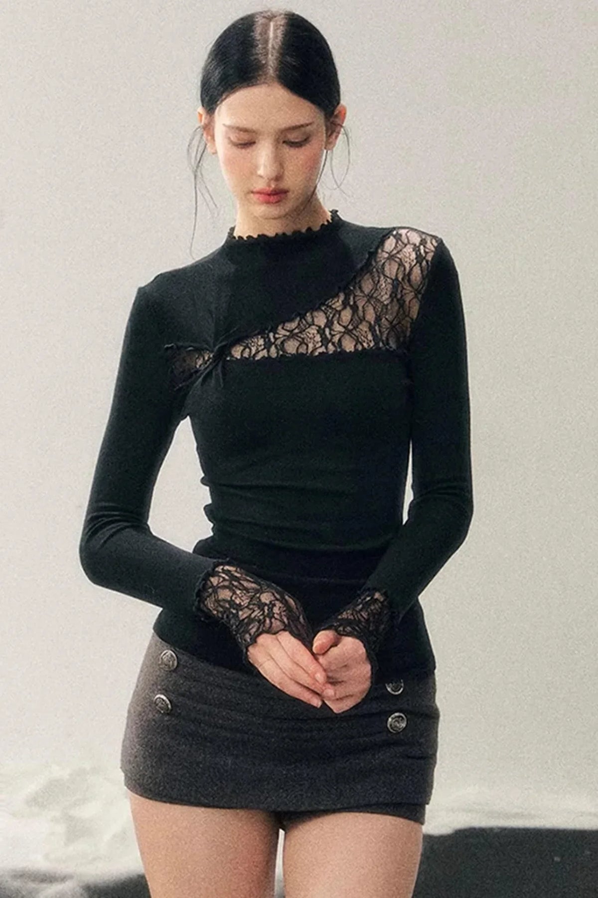 Lace Hollow-Out Slimming Top