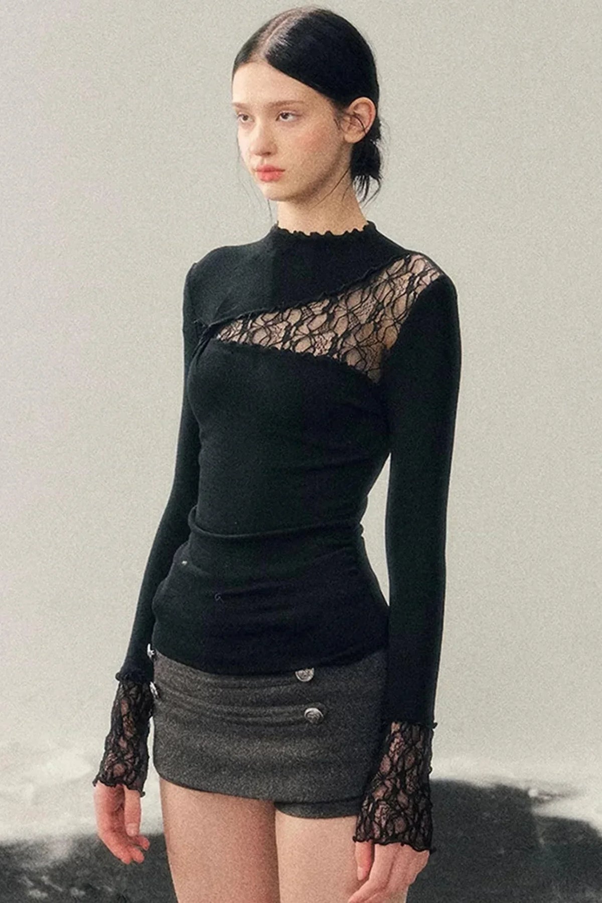 Lace Hollow-Out Slimming Top