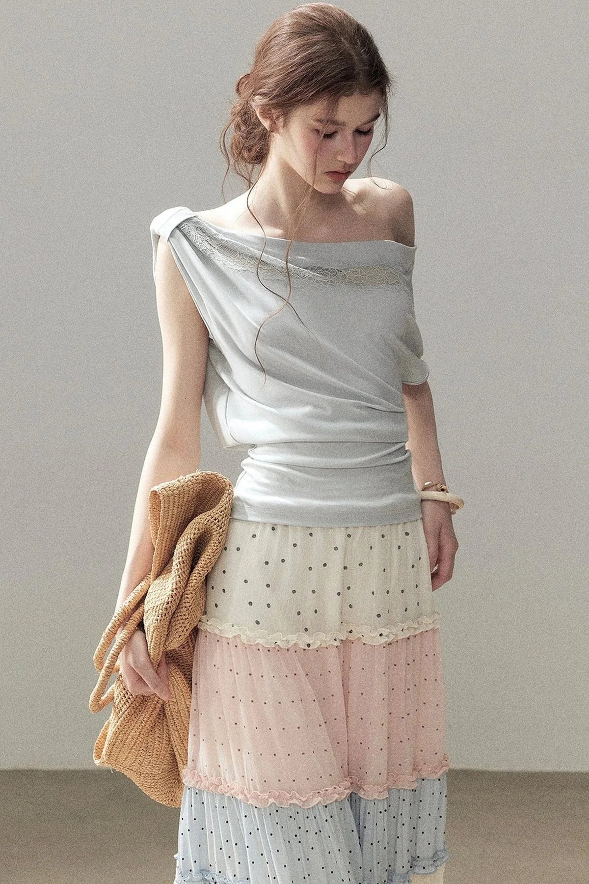 Lace Off-Shoulder Short Design T-Shirt