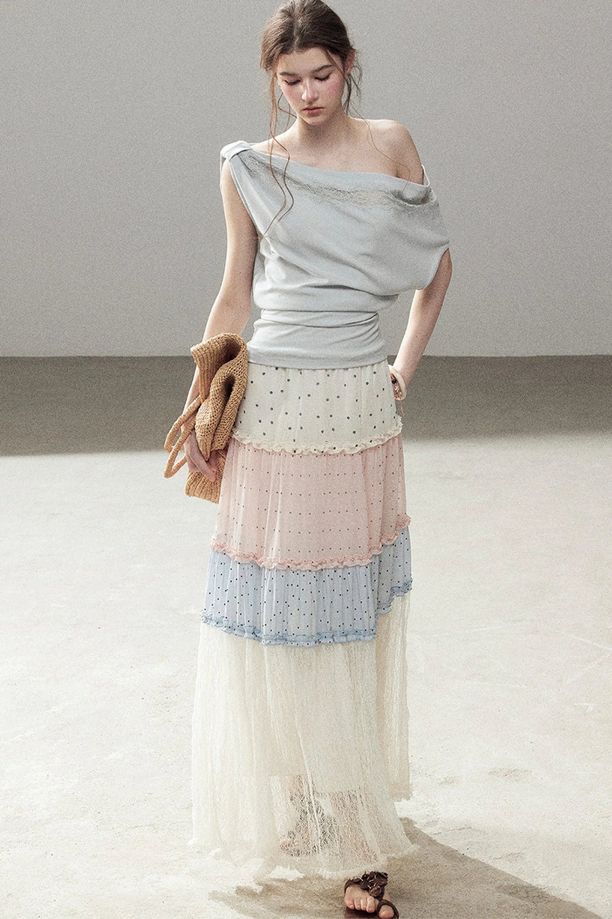 Lace Off-Shoulder Short Design T-Shirt