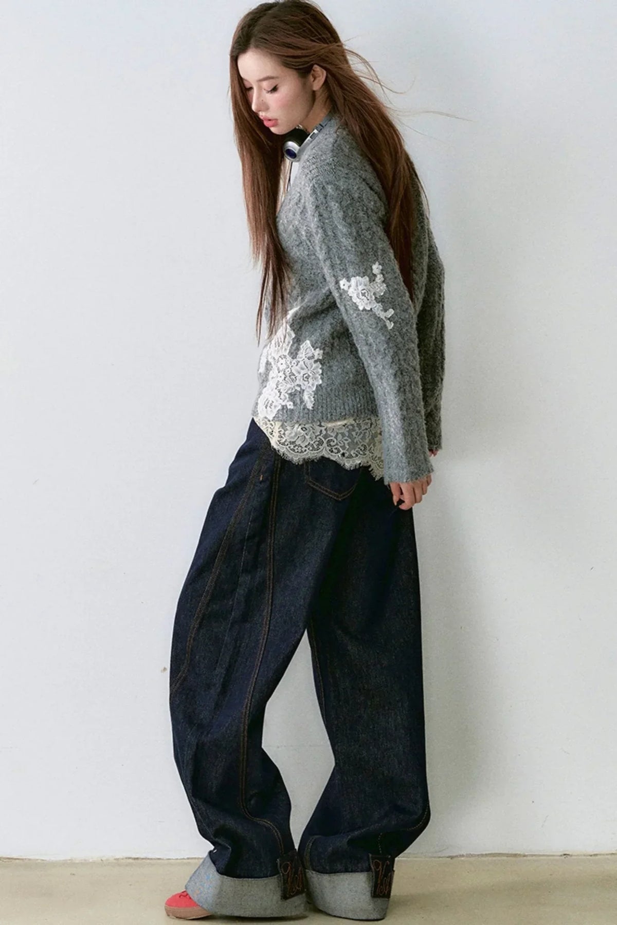 Lace Panel Padded Pullover Sweater