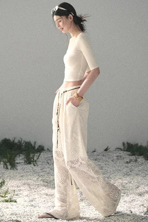 Lace Slim-Fit Cropped Top