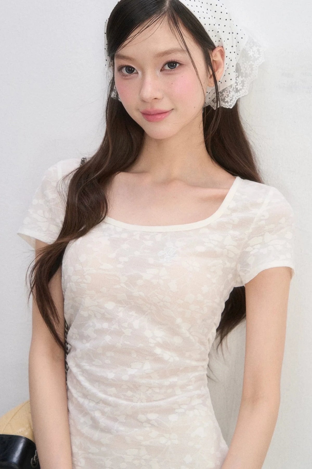 Lace Square-Neck Slim Dress