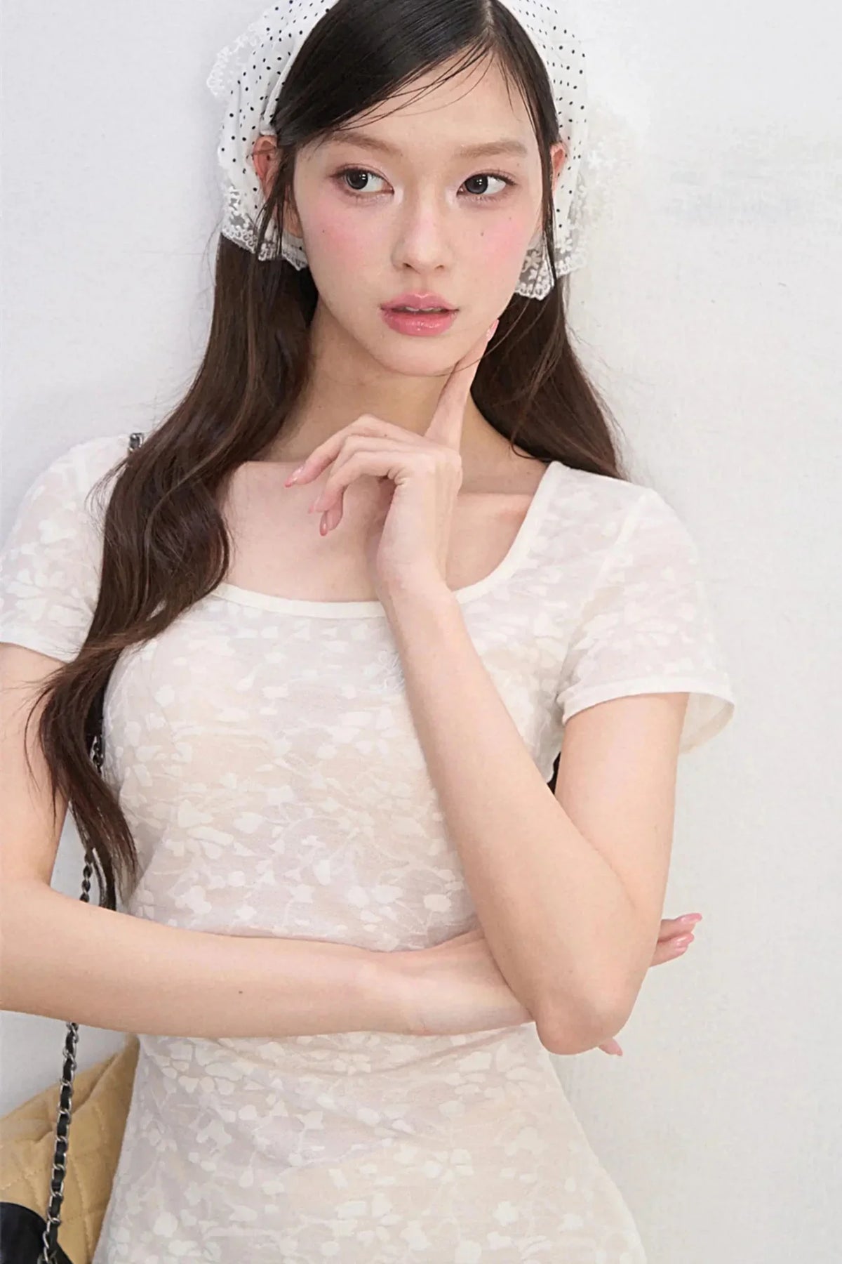 Lace Square-Neck Slim Dress