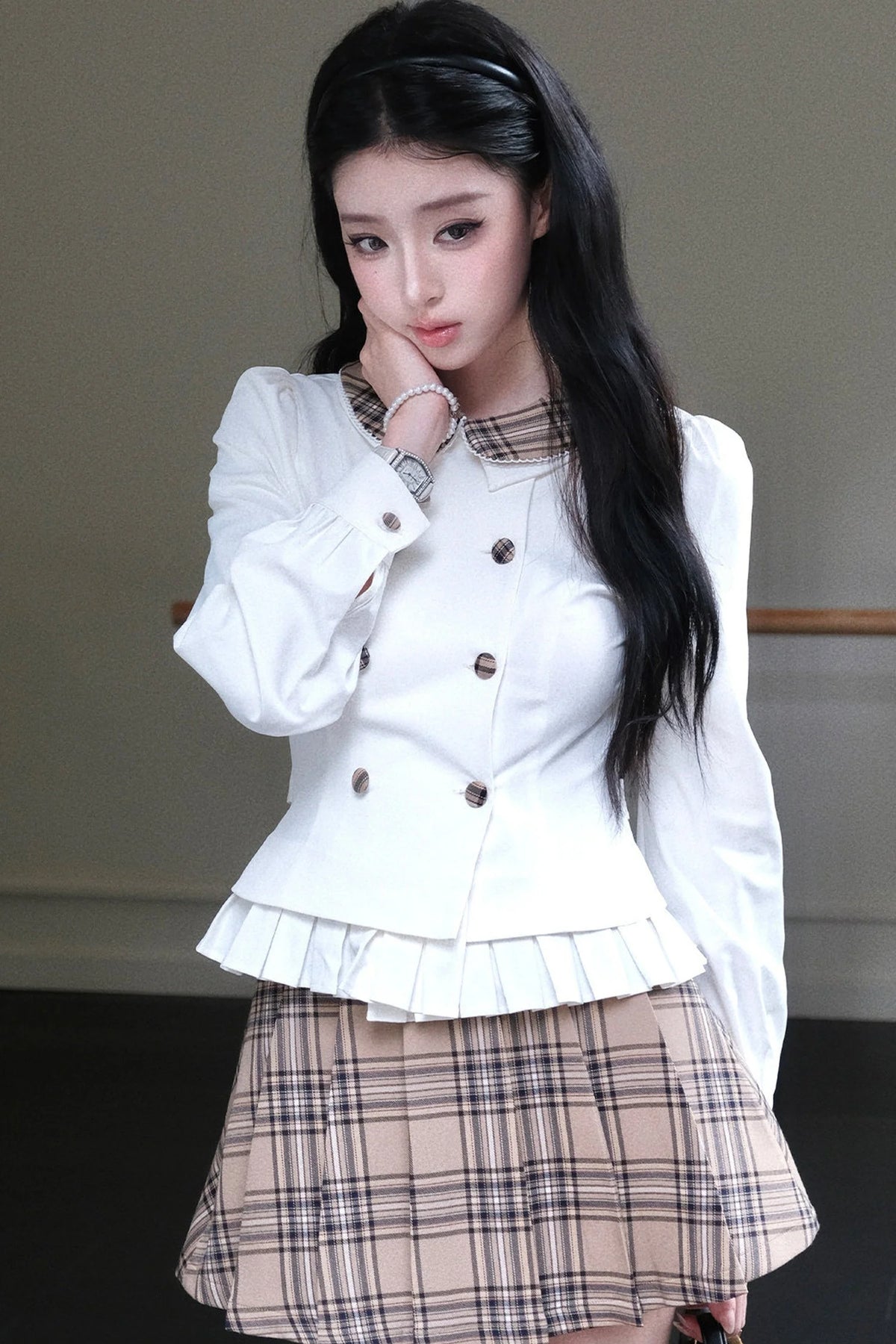 Lapel Knit Cardigan & Pleated Skirt Set-Up