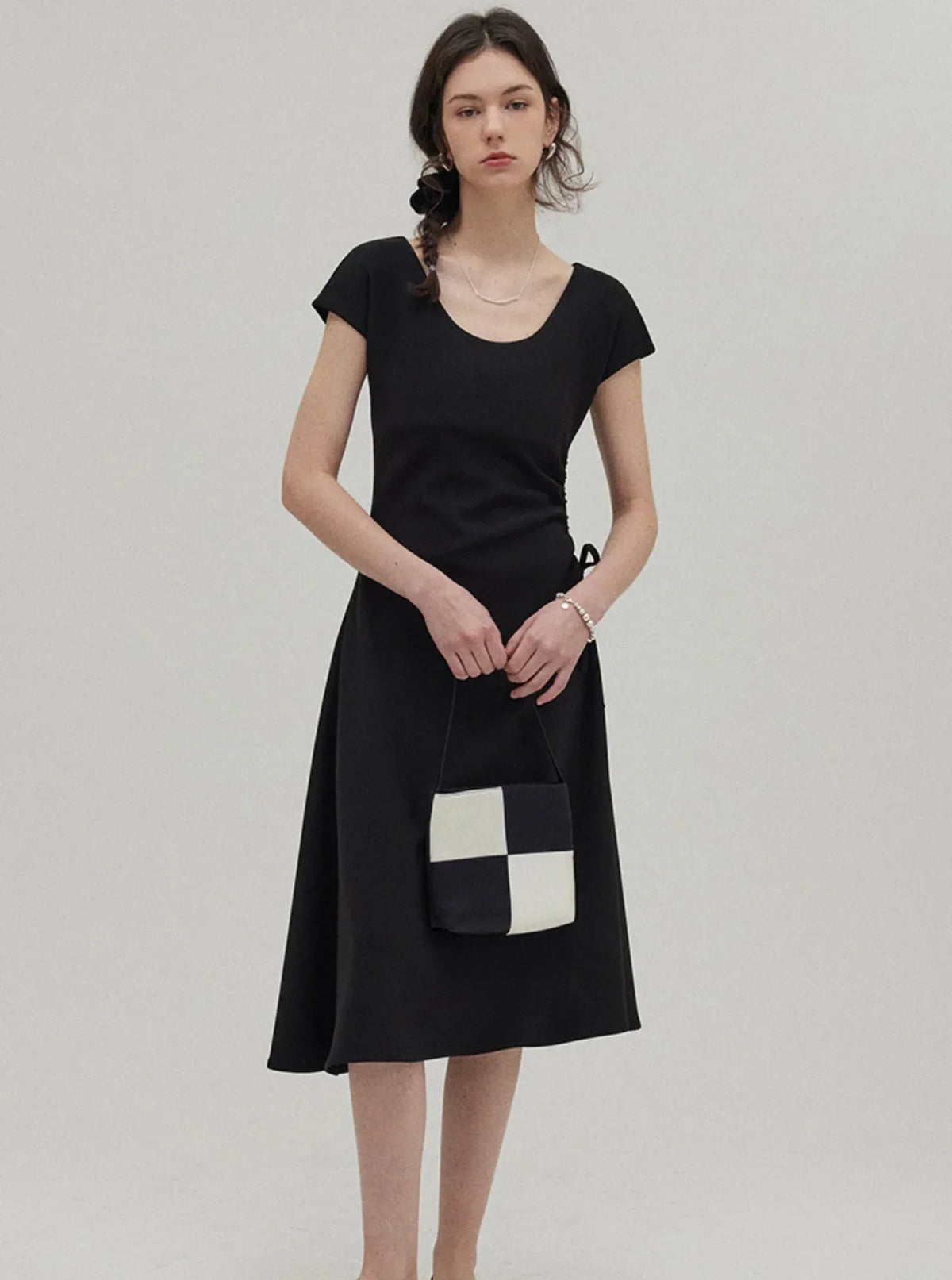 Lazy UV Neck Drawstring Drape Dress
