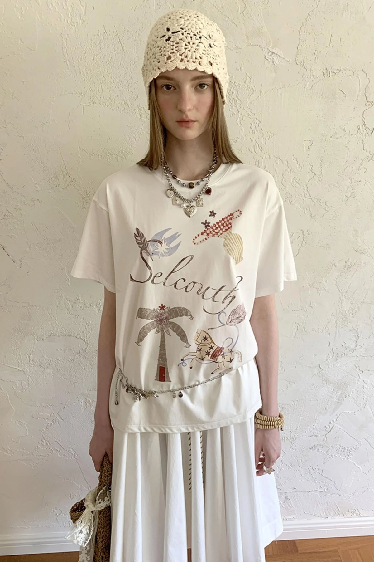 Lazy Wave Playful Print Short Sleeve T-shirt