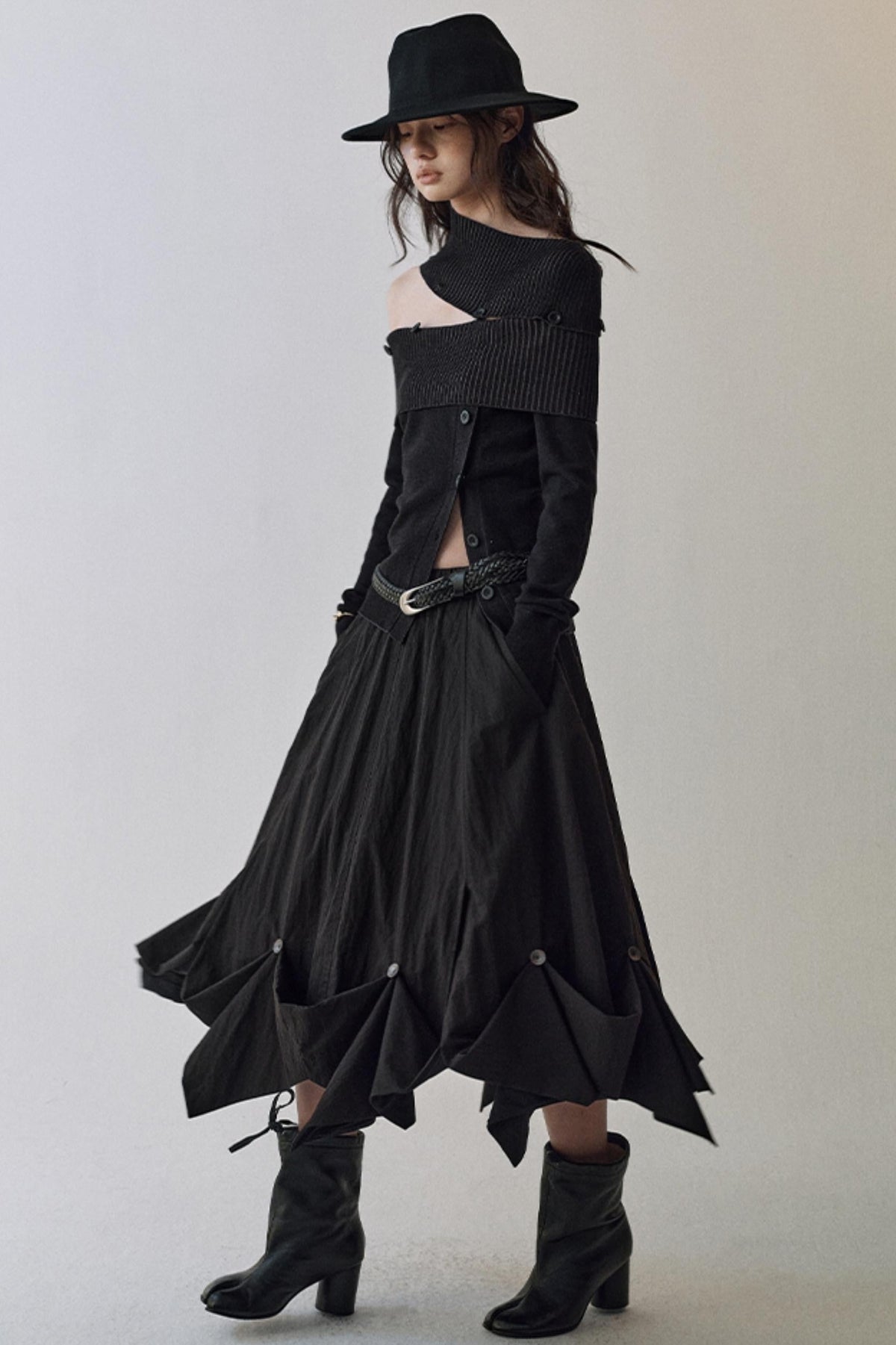 Light And Shadow One-shoulder Top