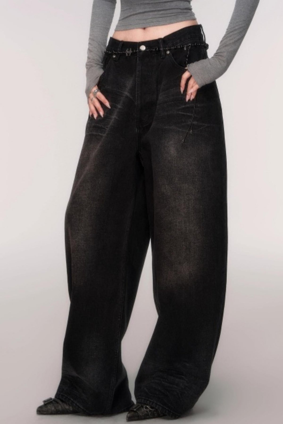 Light Distressed High-Waisted Jeans