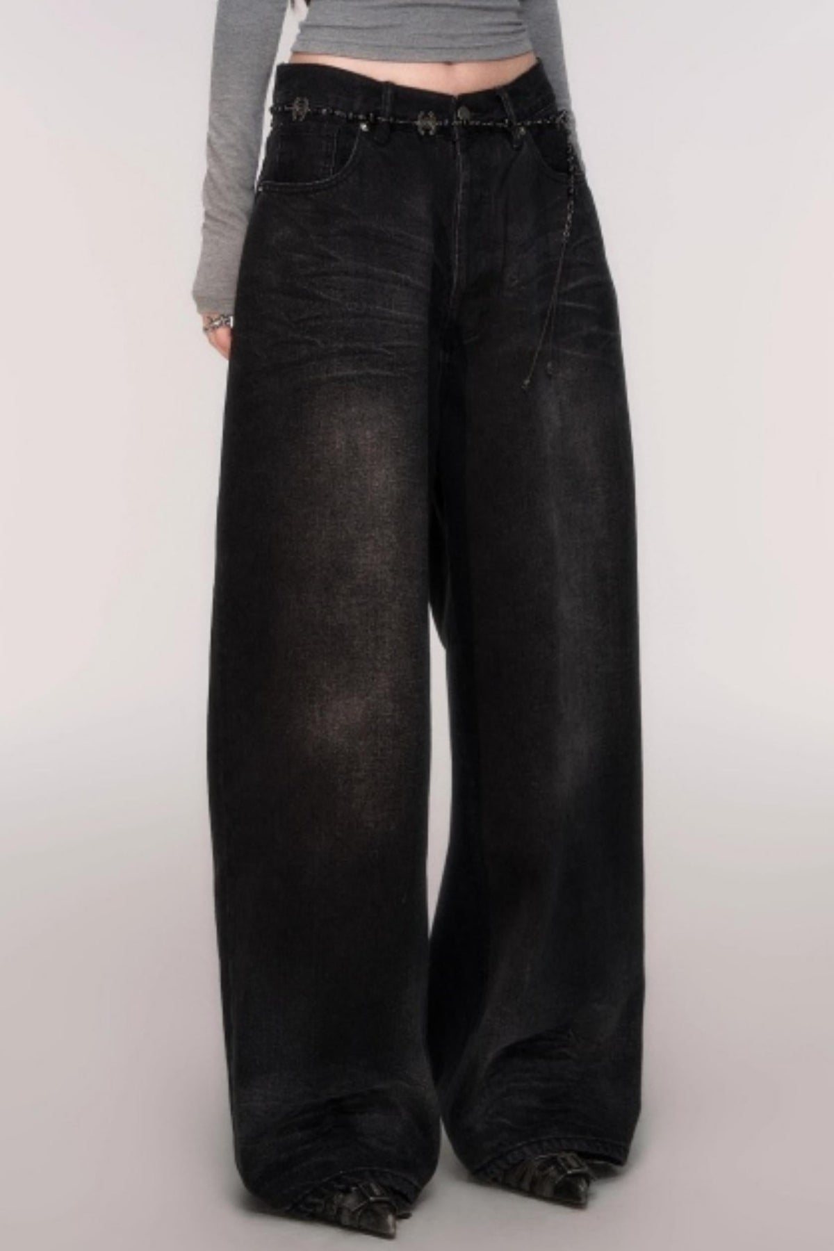 Light Distressed High-Waisted Jeans