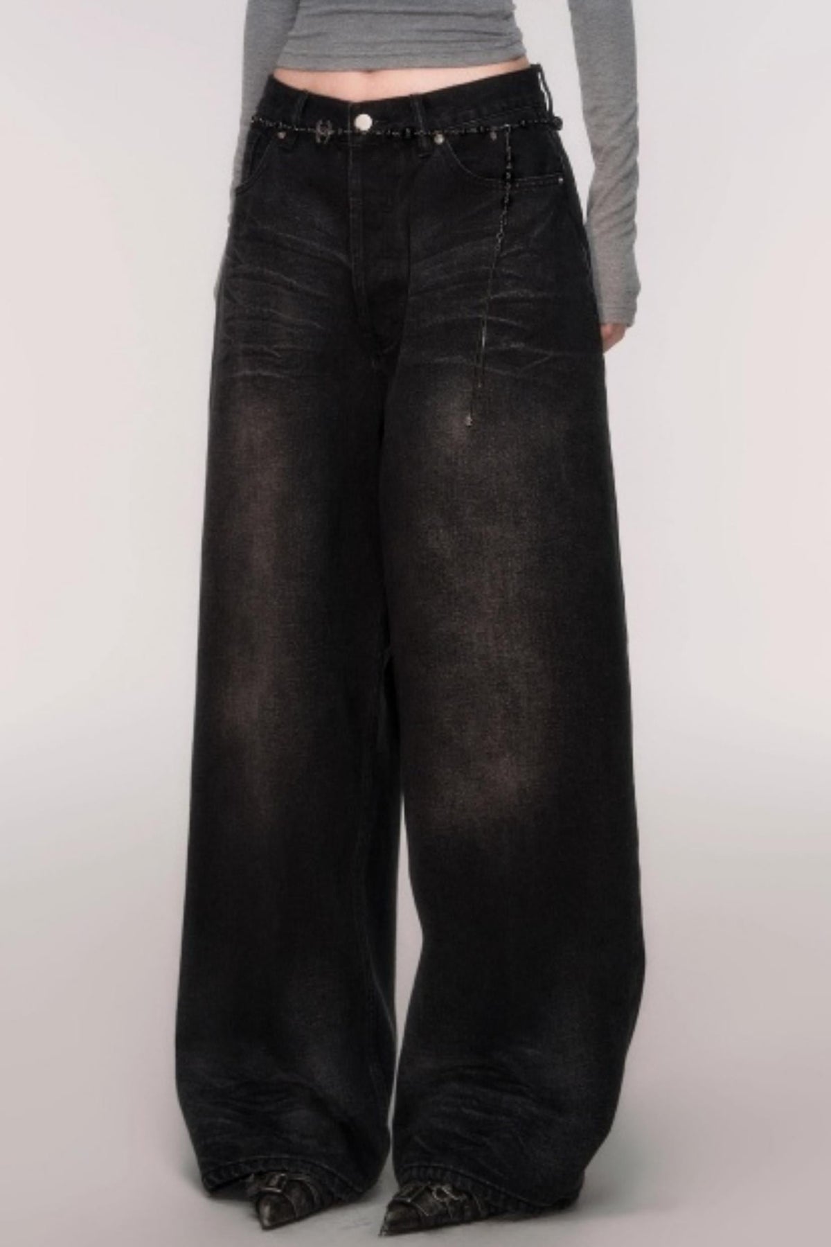 Light Distressed High-Waisted Jeans