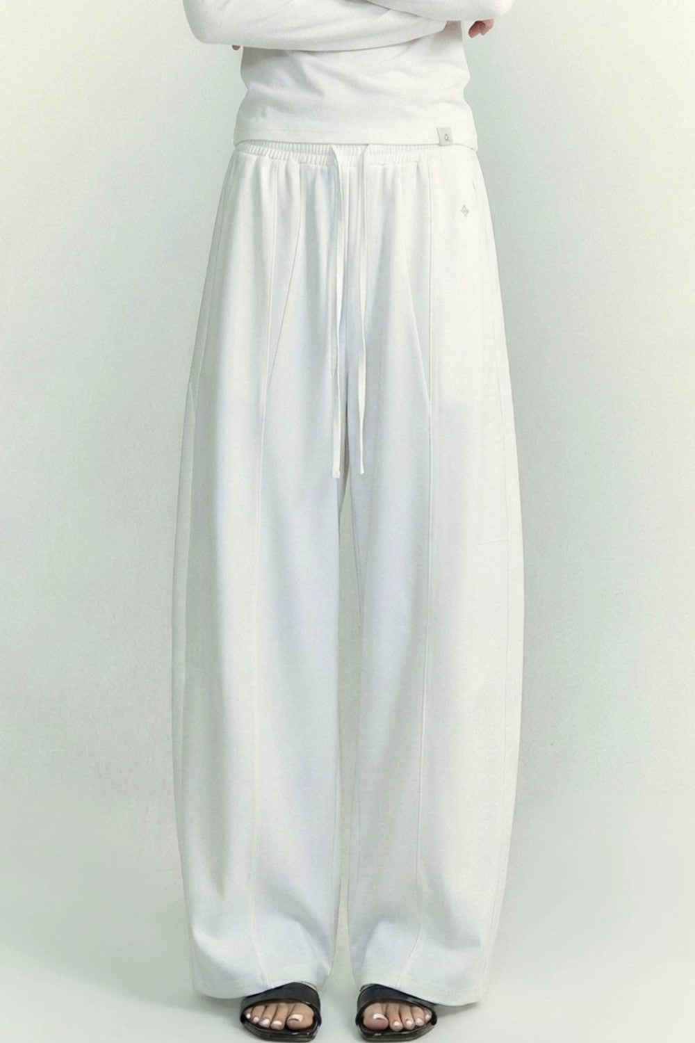 Light Oxygen Wide-Leg Scimitar Pants