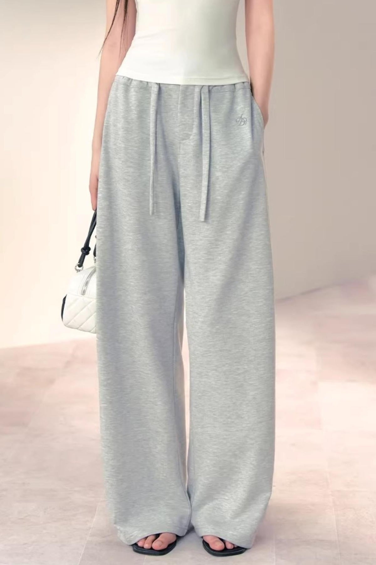 Light Sports Bread Pants