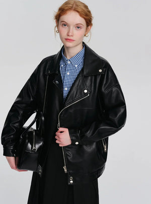 loose fitting short jacket