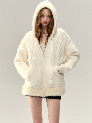Loose hooded cable twist pattern thermal jacket