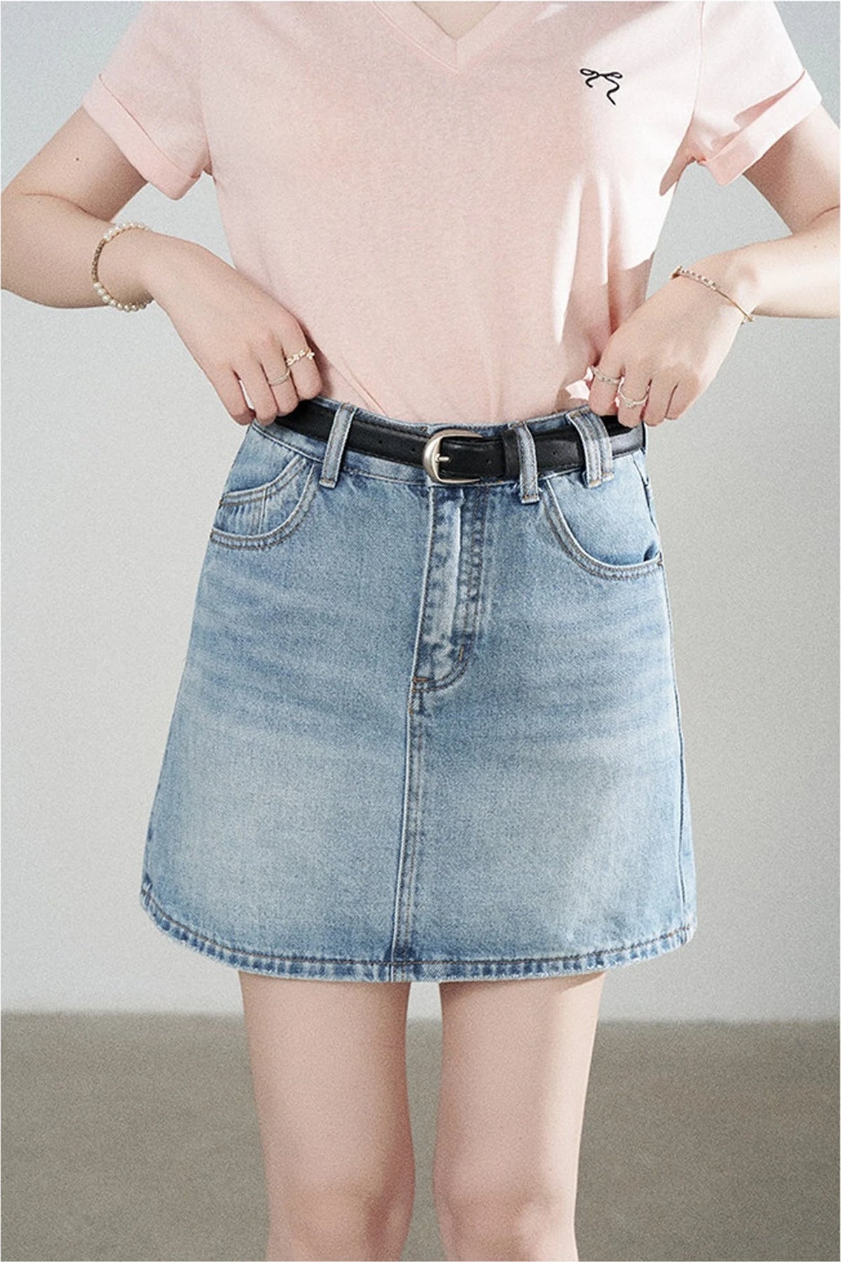 Loose Short-Sleeved Striped Shawl T-Shirt and Denim Skirt Set-Up