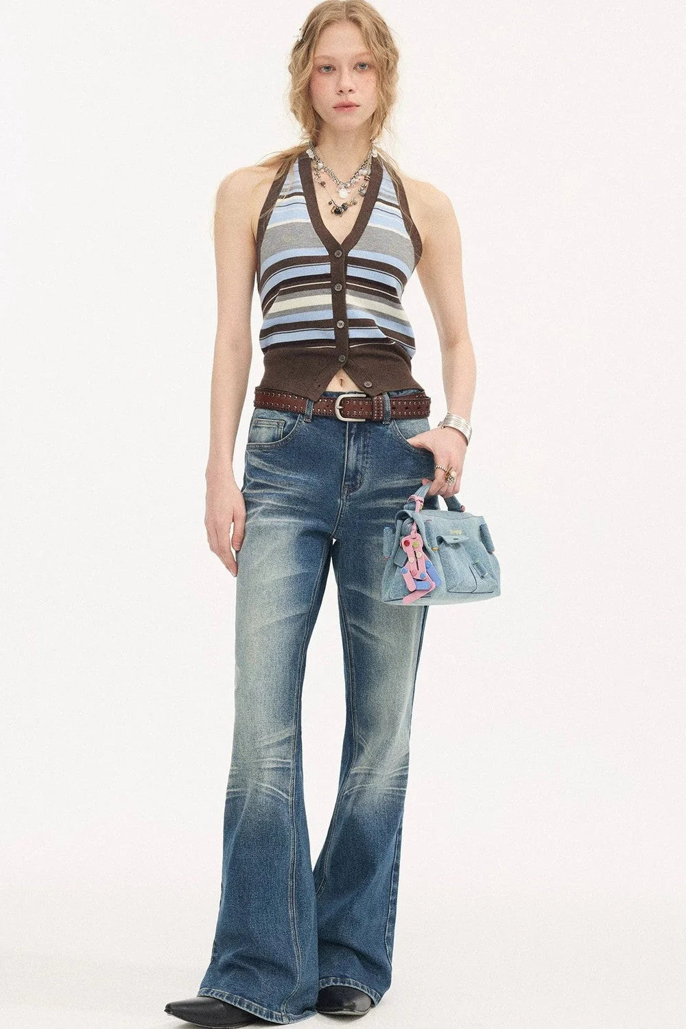 Low-Waist Wide-Leg Jeans