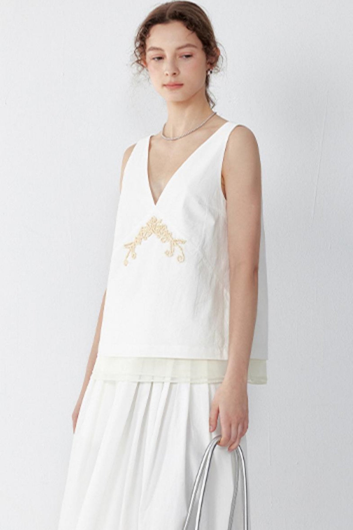 Luxe V-Neck Bustier & Linen Set-Up