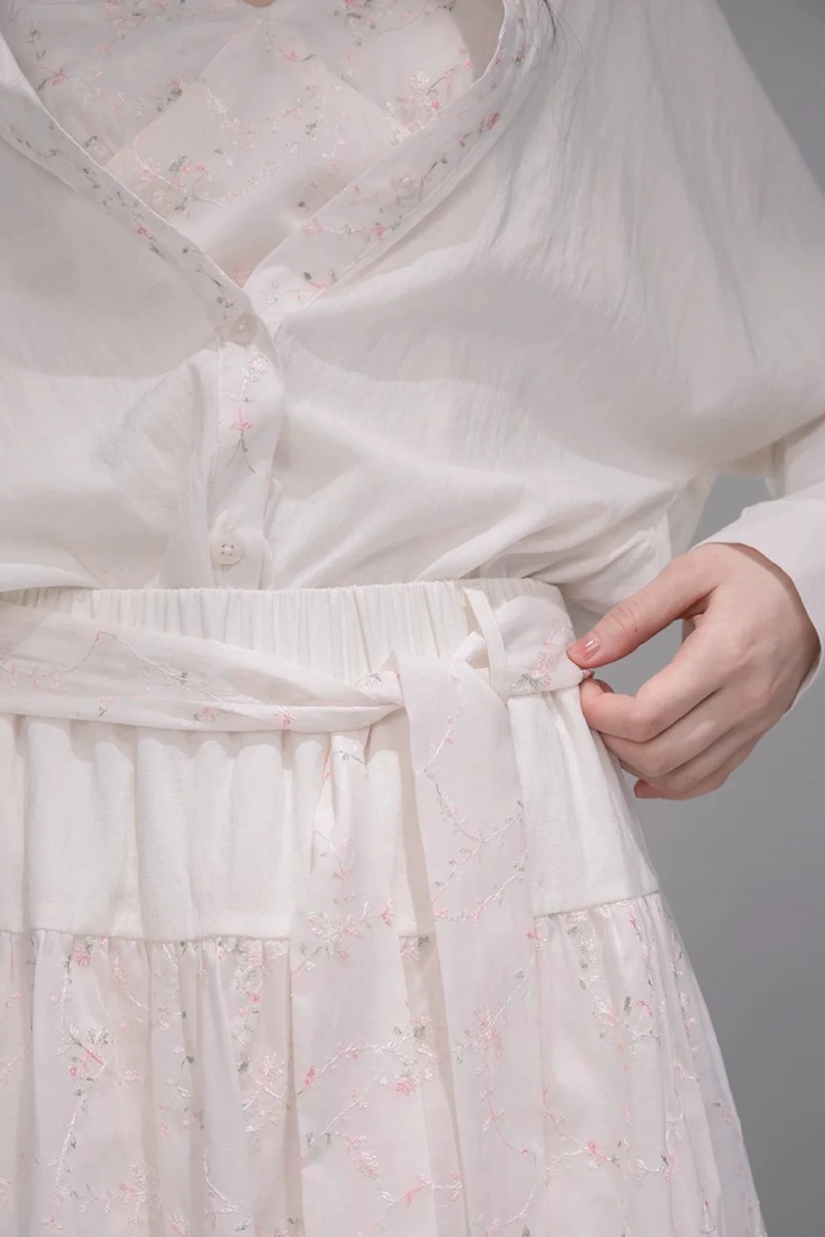 Lyocell Embroidered Blouse and Skirt Set-Up
