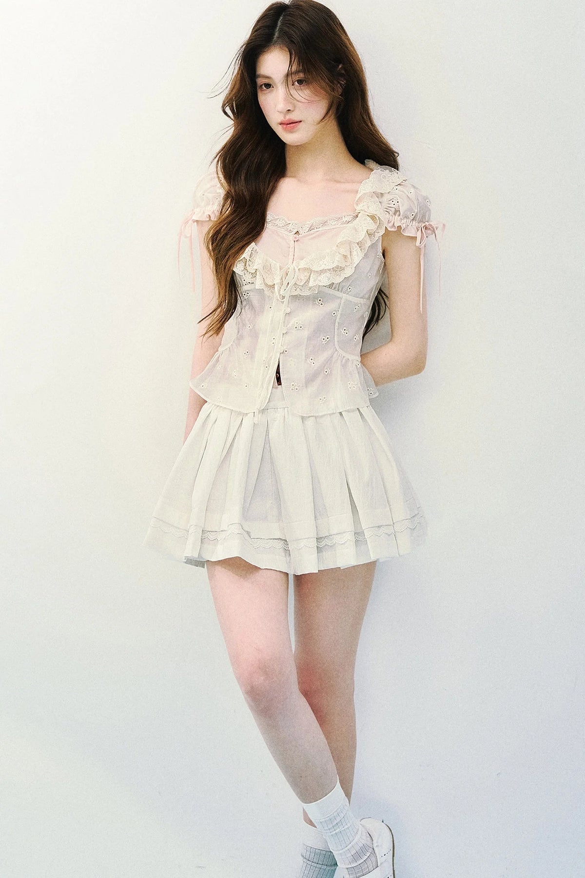 Lyocell Embroidered Puff Sleeve Blouse
