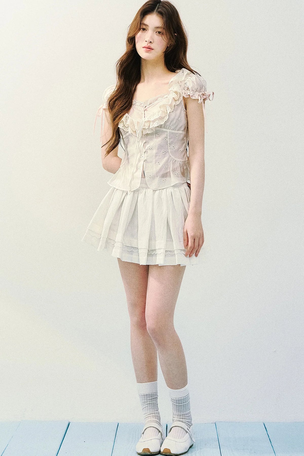 Lyocell Embroidered Puff Sleeve Blouse