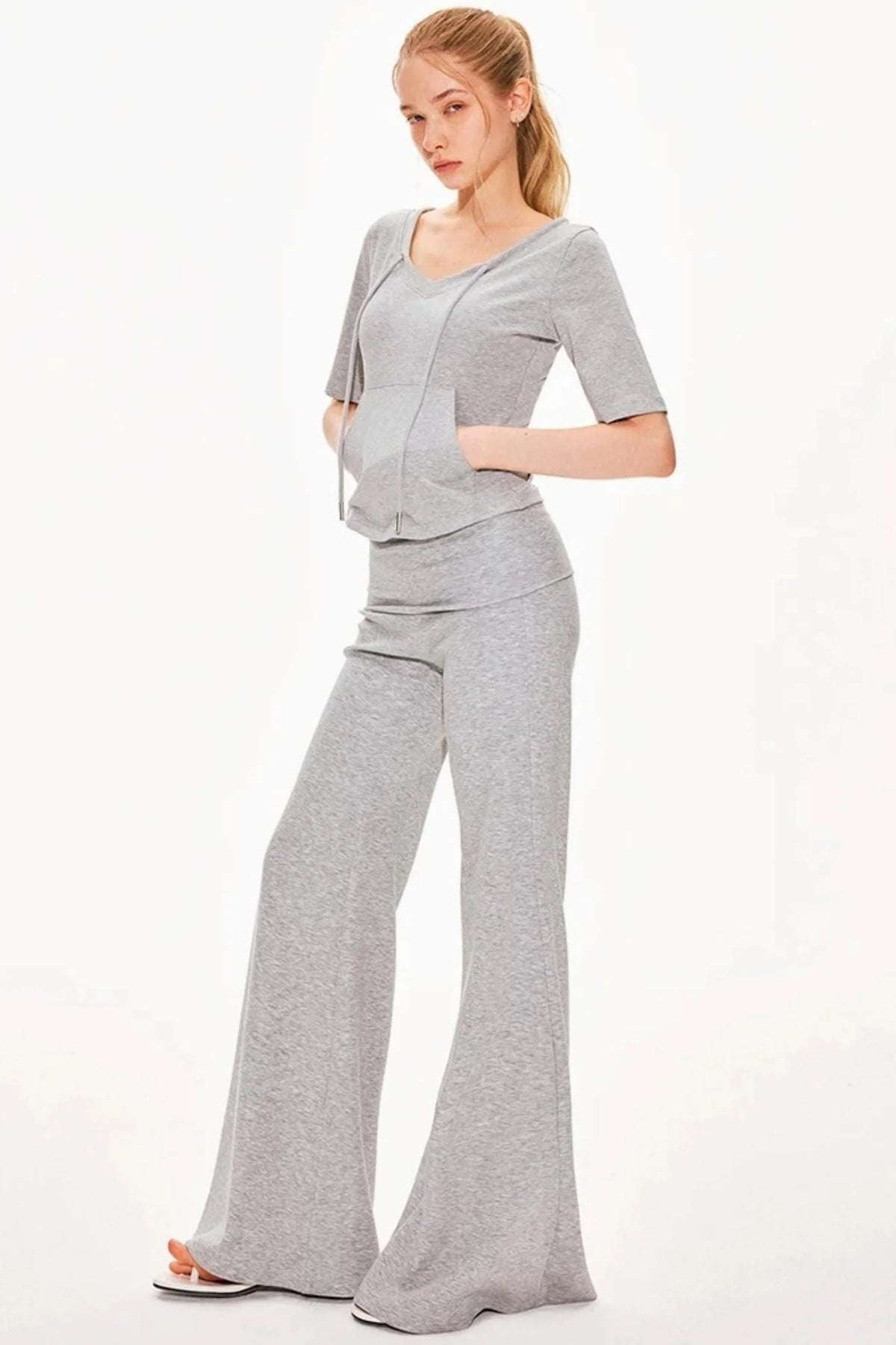 Lyocell Knit V-Neck Ensemble Set-Up