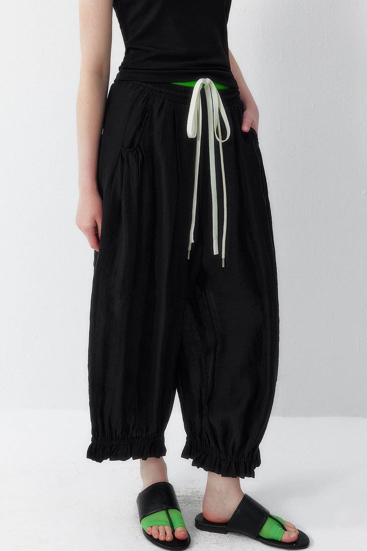Lyocell Wide Leg Lantern Pants