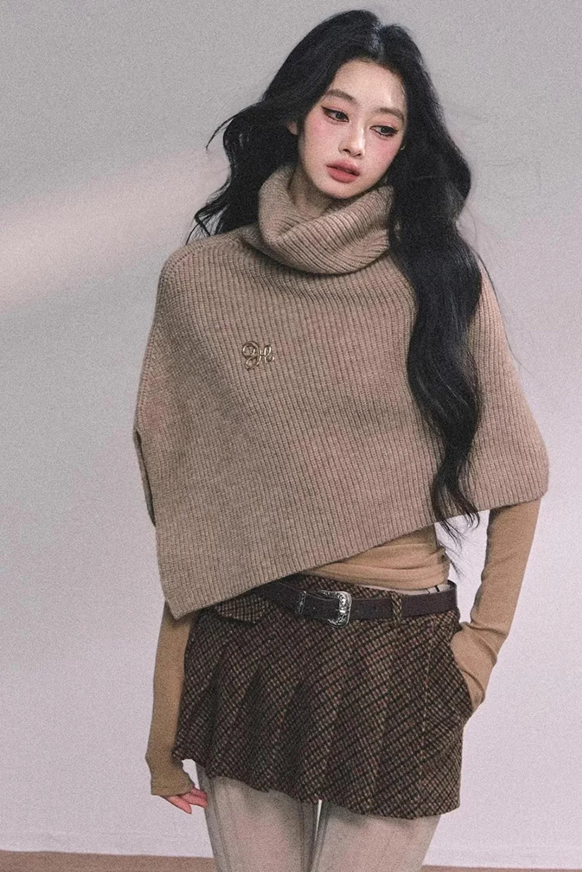 Maple Leaf Knit Sweater Cape Set-Up