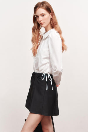 Minimal Design Long-Sleeved Top