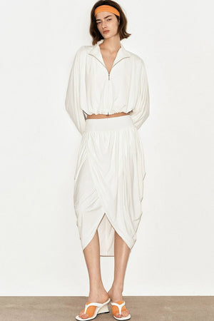 Minimalist Pleated Lightweight Top