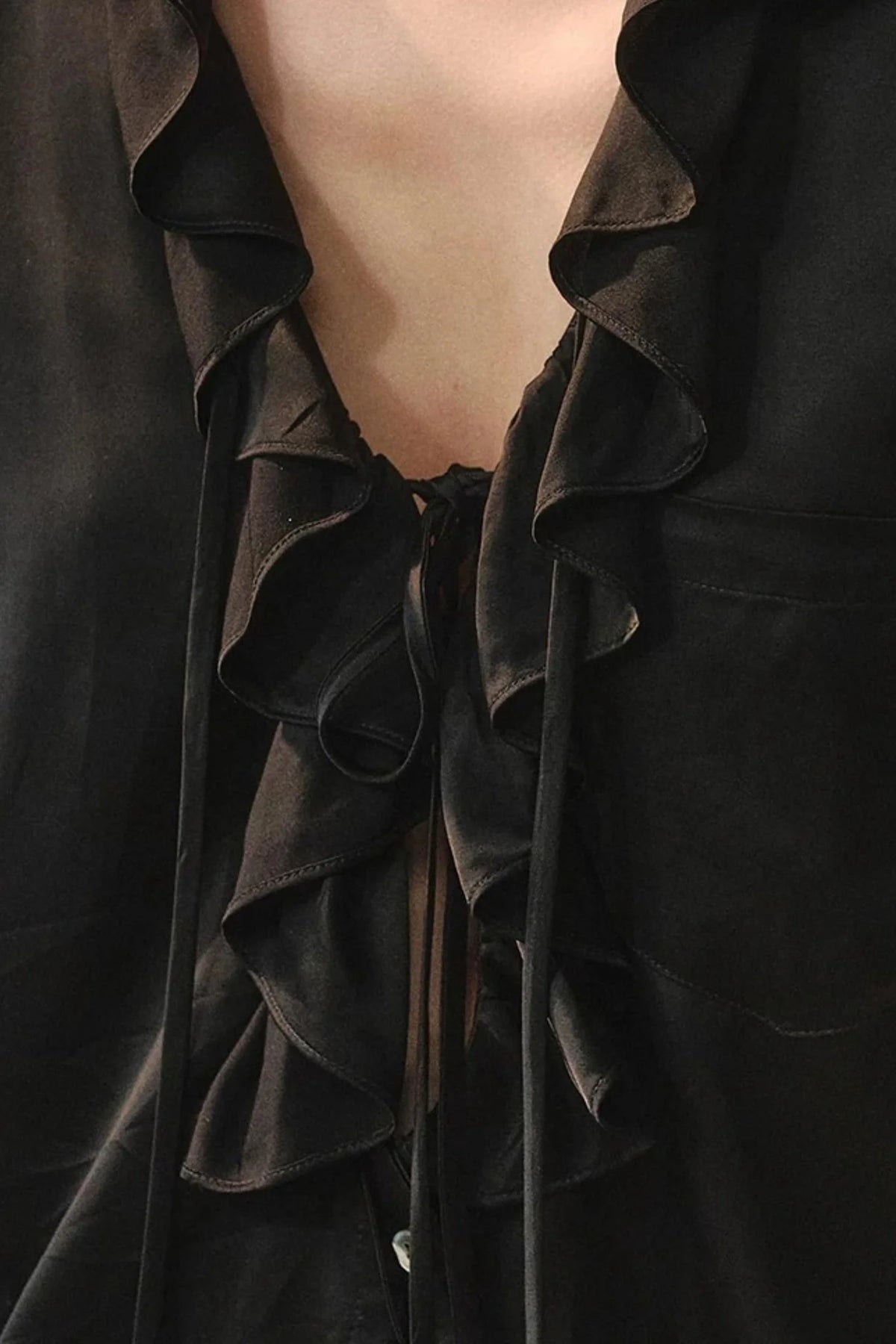 Minimalist Ruffle Black Shirt