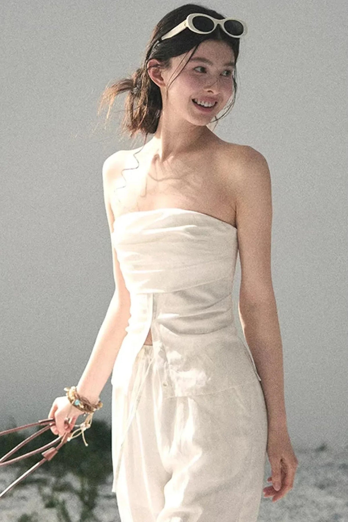 Minimalist Summer Off-Shoulder Top Set-Up
