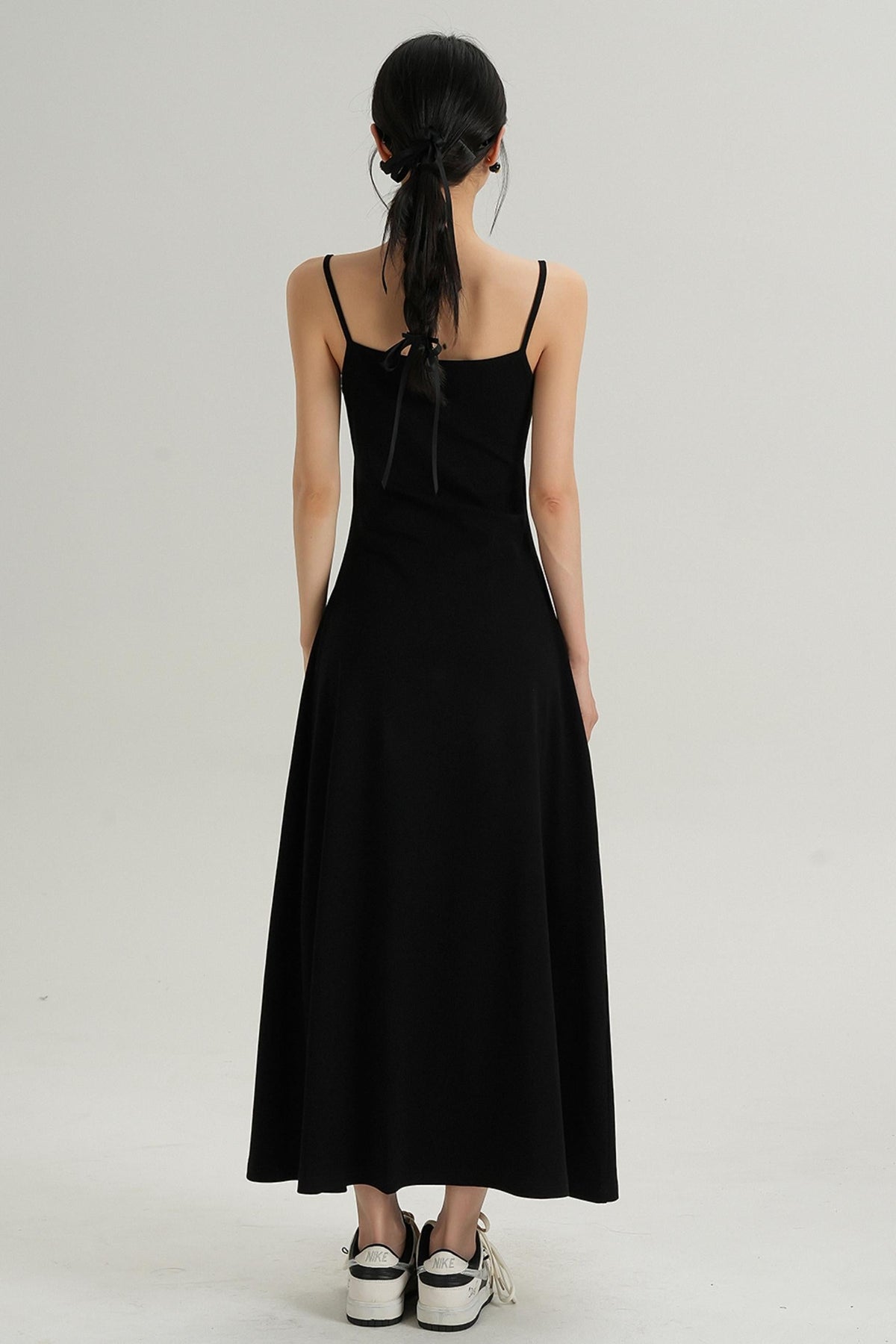 Minimalist Suspender Sleeveless Dress