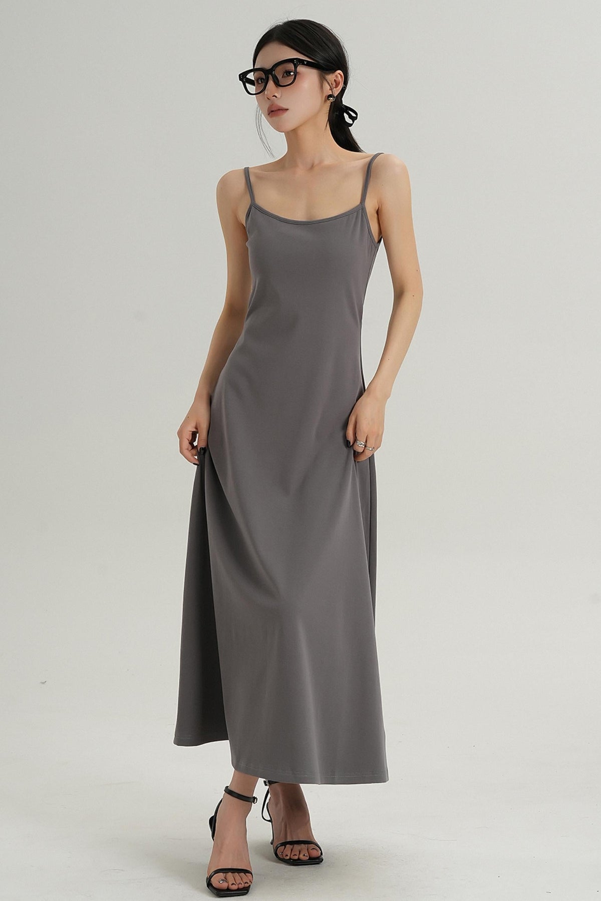 Minimalist Suspender Sleeveless Dress