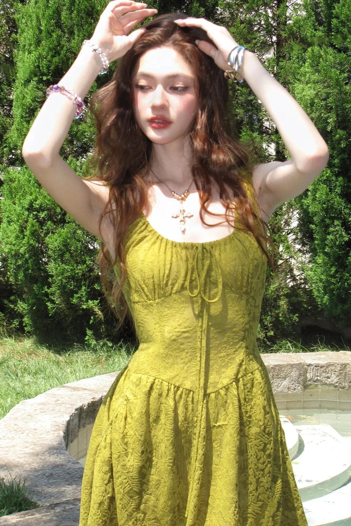 Moss Green Sleeveless Lace Dress