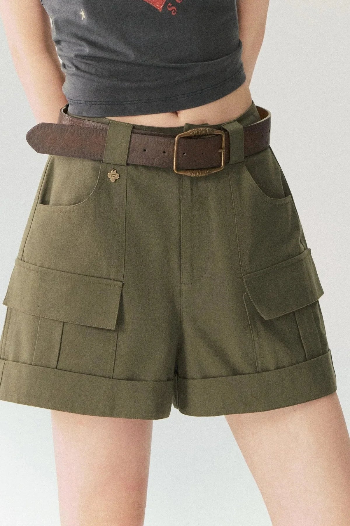 Multi-Pocket Rolled Hem Cargo Shorts
