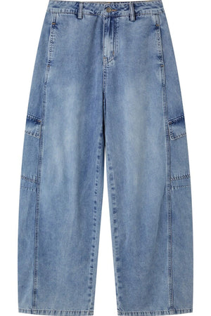 Multi-Pocket Wide-Leg Denim Jeans