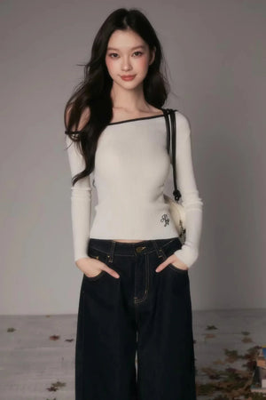 Off-Shoulder Knitted Top