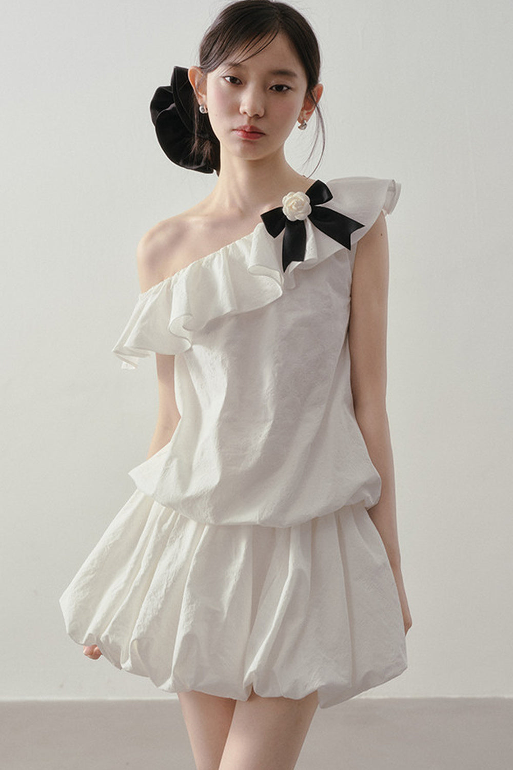 Off-Shoulder Ruffle Bowknot Dress