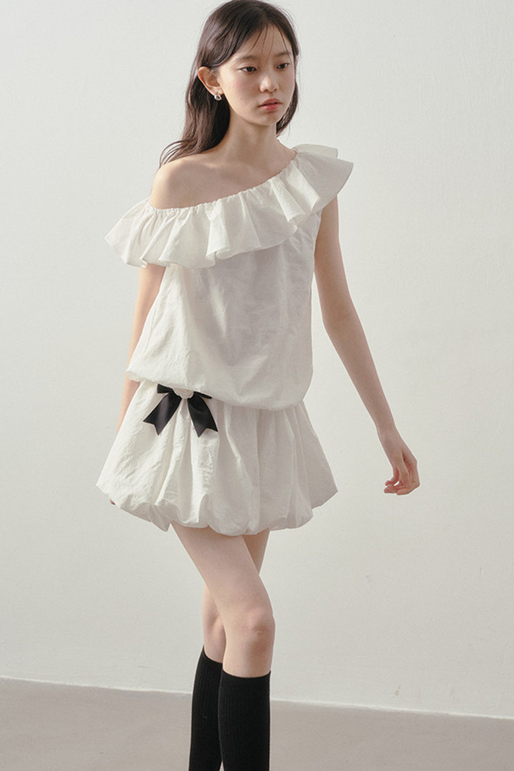 Off-Shoulder Ruffle Bowknot Dress