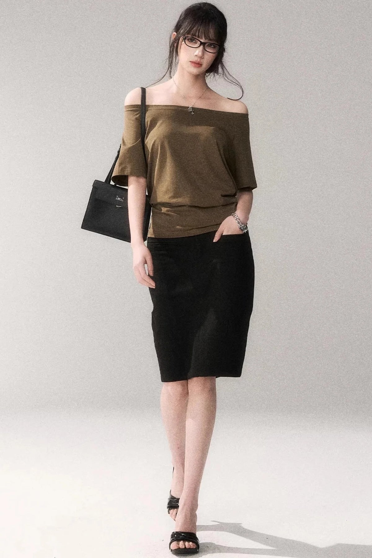 Off-Shoulder Stretchy Summer Top