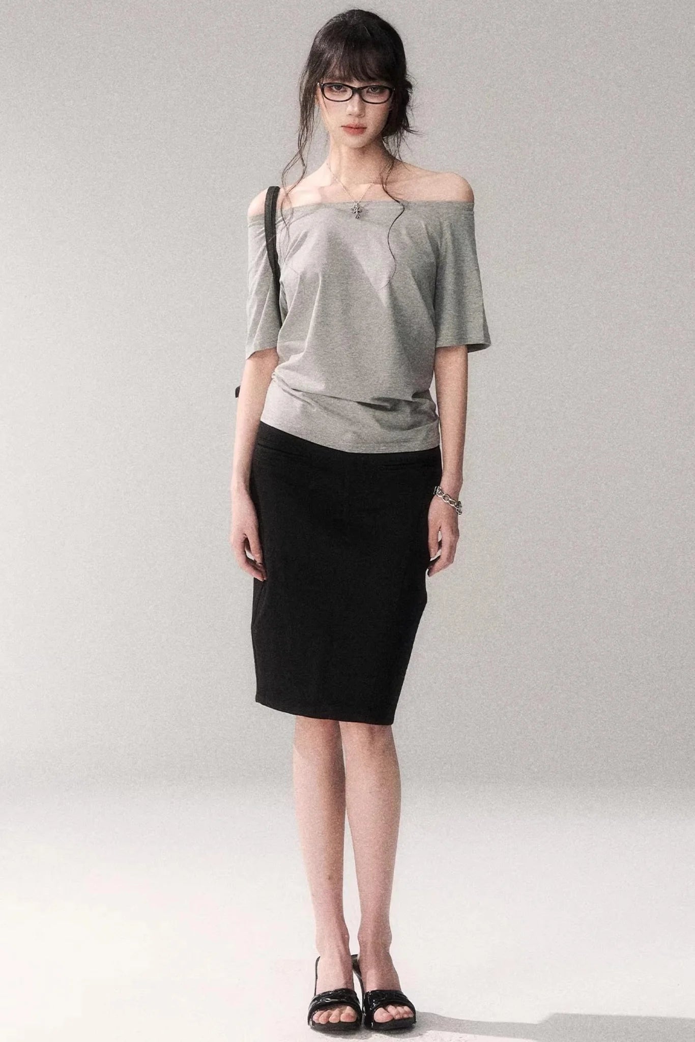Off-Shoulder Stretchy Summer Top