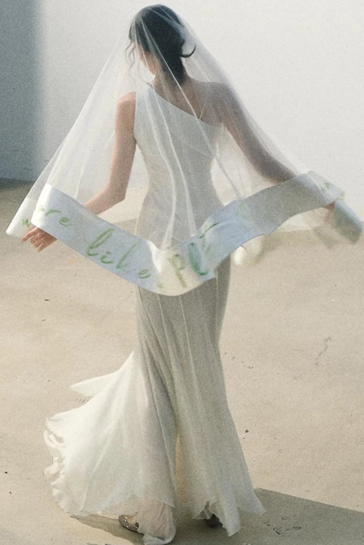 Off-Shoulder Waist-Cinching Top Set-Up