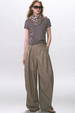 Old Money U-Neck Top