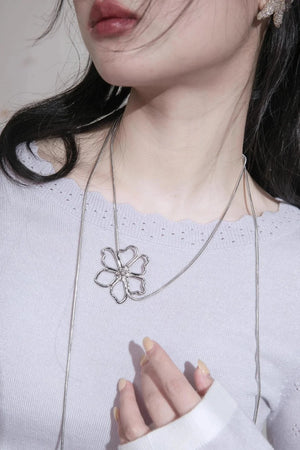 One-Line Wool Sweater