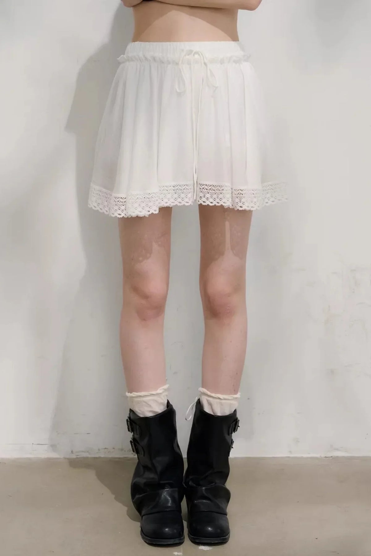 Plaid Lace Pleated Skirt