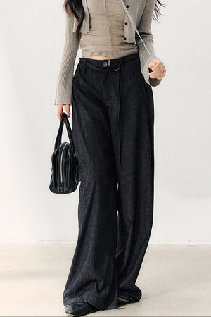 Pleated Washed Wide Leg Jeans