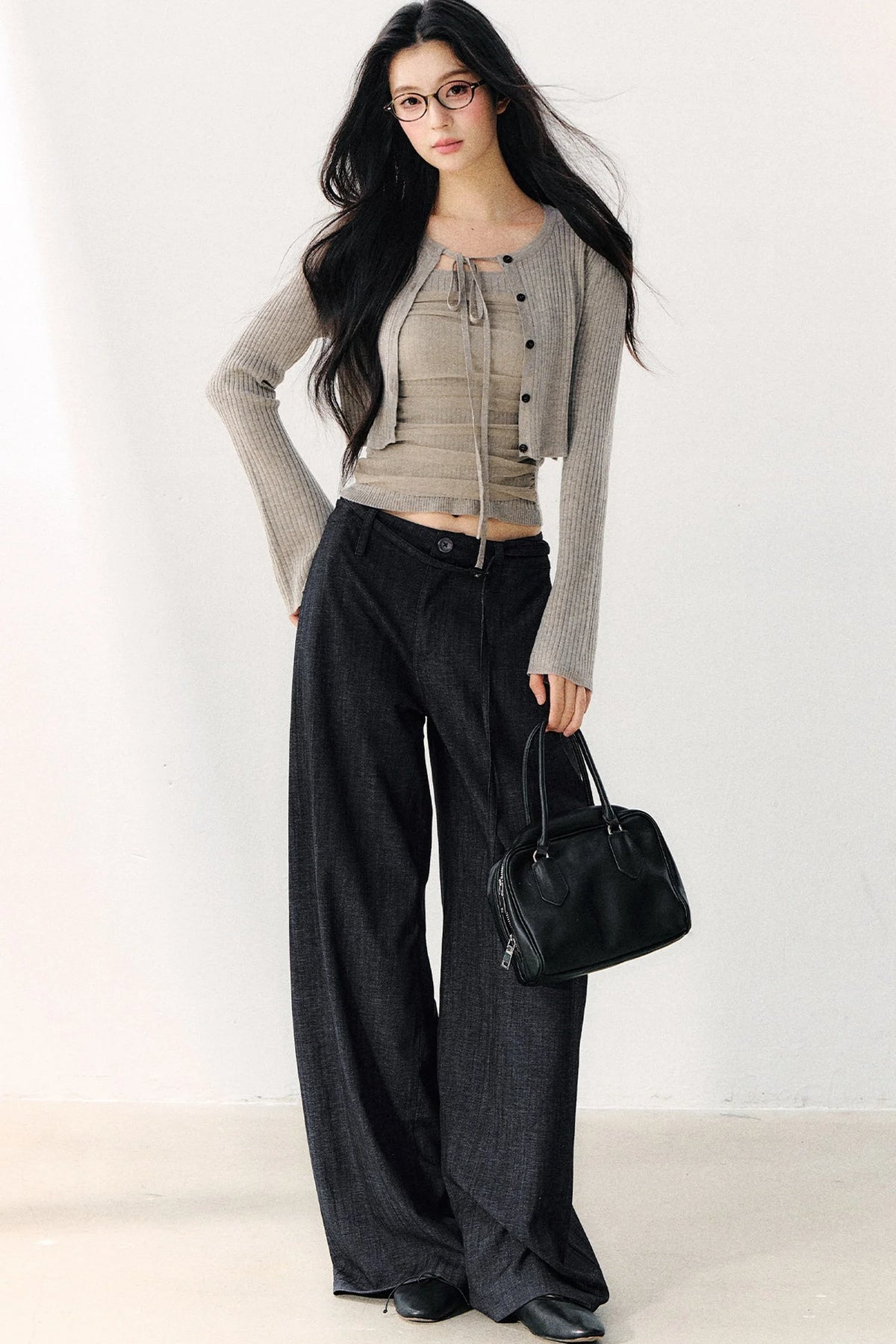 Pleated Washed Wide Leg Jeans