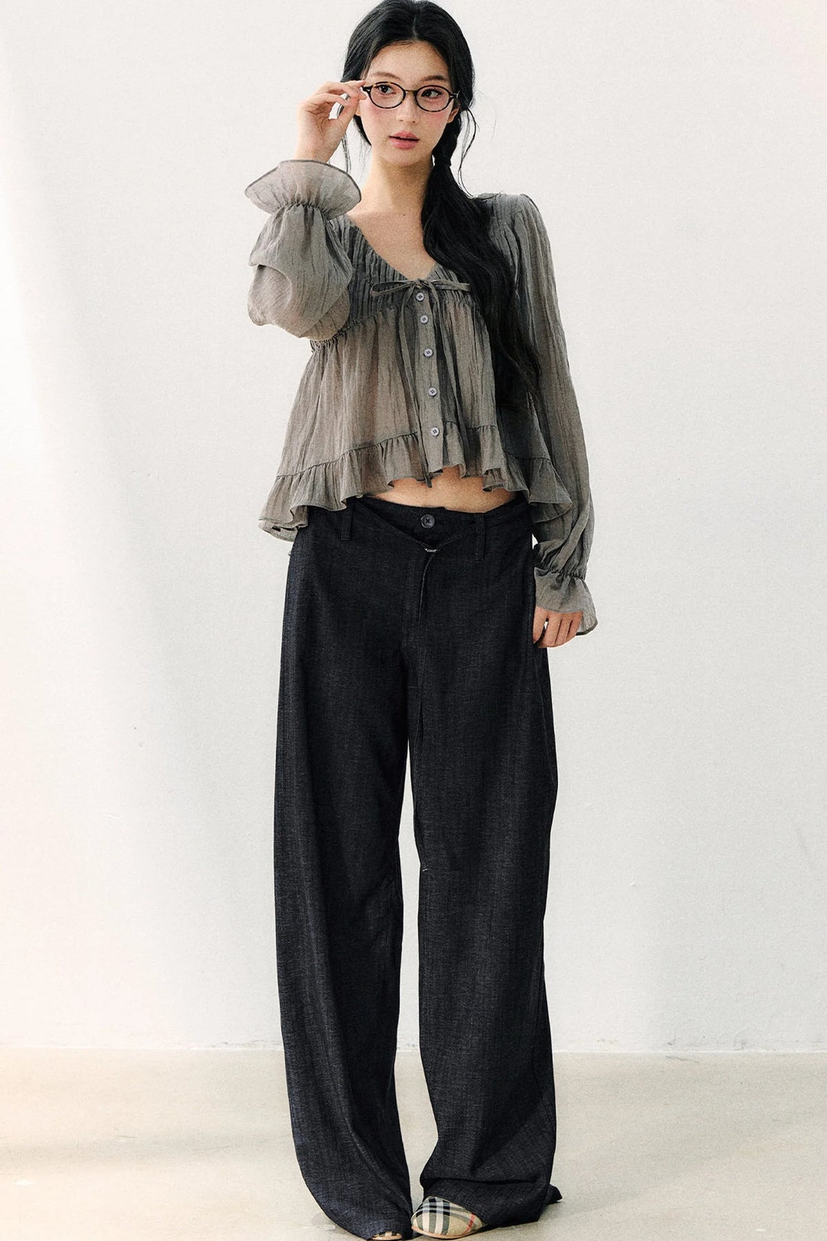 Pleated Washed Wide Leg Jeans