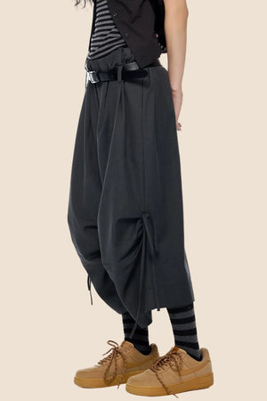 Pleated Wide-Leg Cropped Pants
